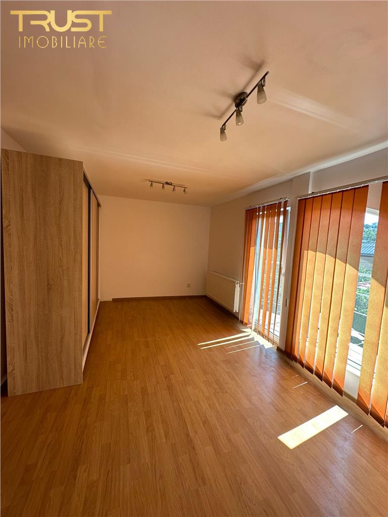 Apartament cu 3 camere I 2 bai I la 3 minute de UMF