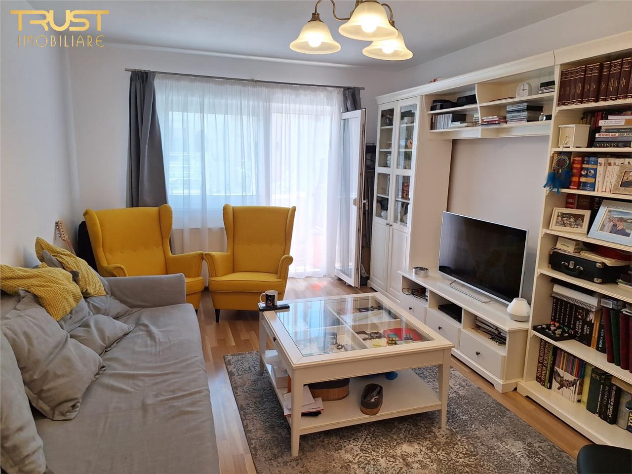 APARTAMENT 4 CAMERE DE VANZARE ZONA ASTRA