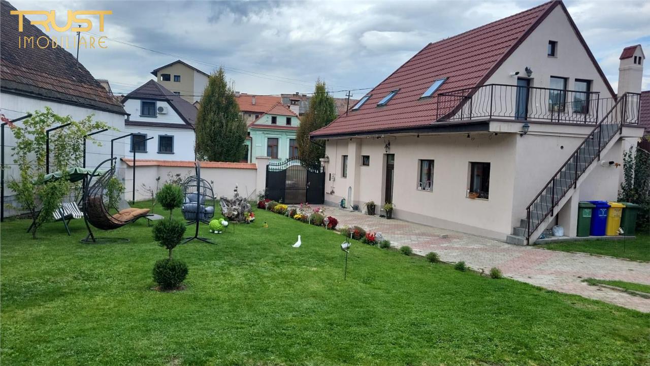 Casa individuala I 250 mp + 780 mp curte I zona centrala I Rasnov